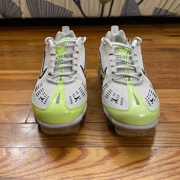 2020 Nike Air Vapormax 360 ‘Summit White/Ghost Green’ Used w/ Replacement Box - Picture 6 of 8
